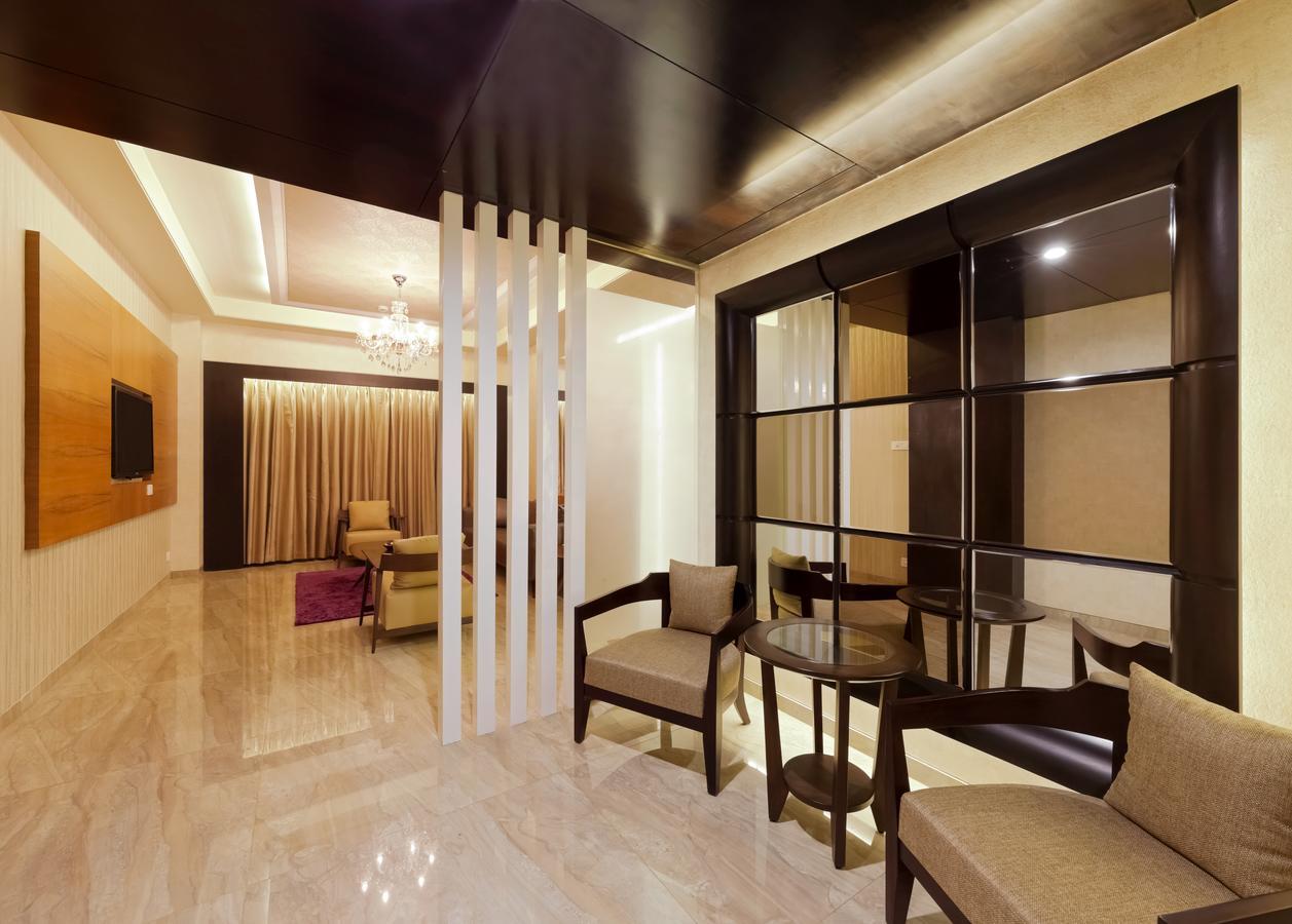 Hotel Ramee Panchshil Kolhapur Exterior foto
