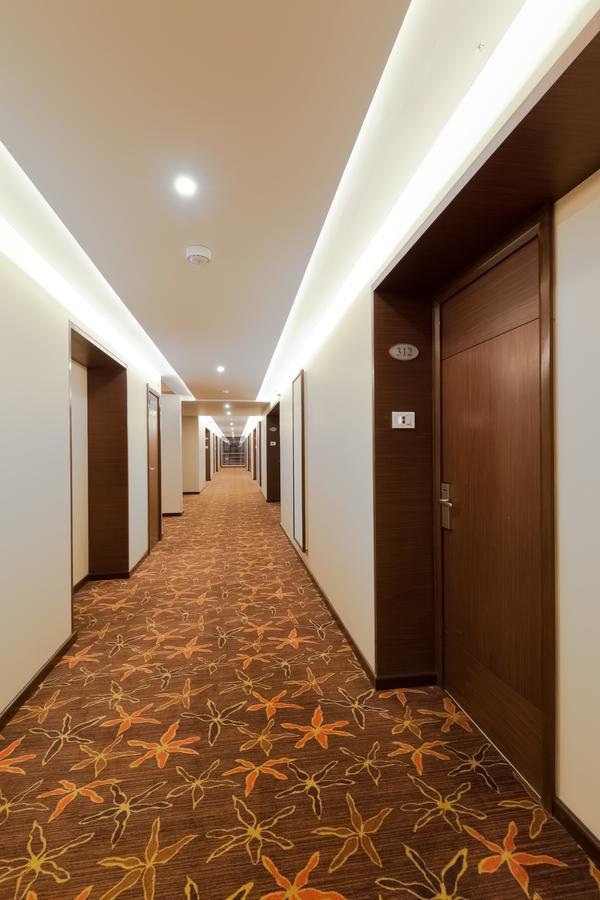 Hotel Ramee Panchshil Kolhapur Exterior foto